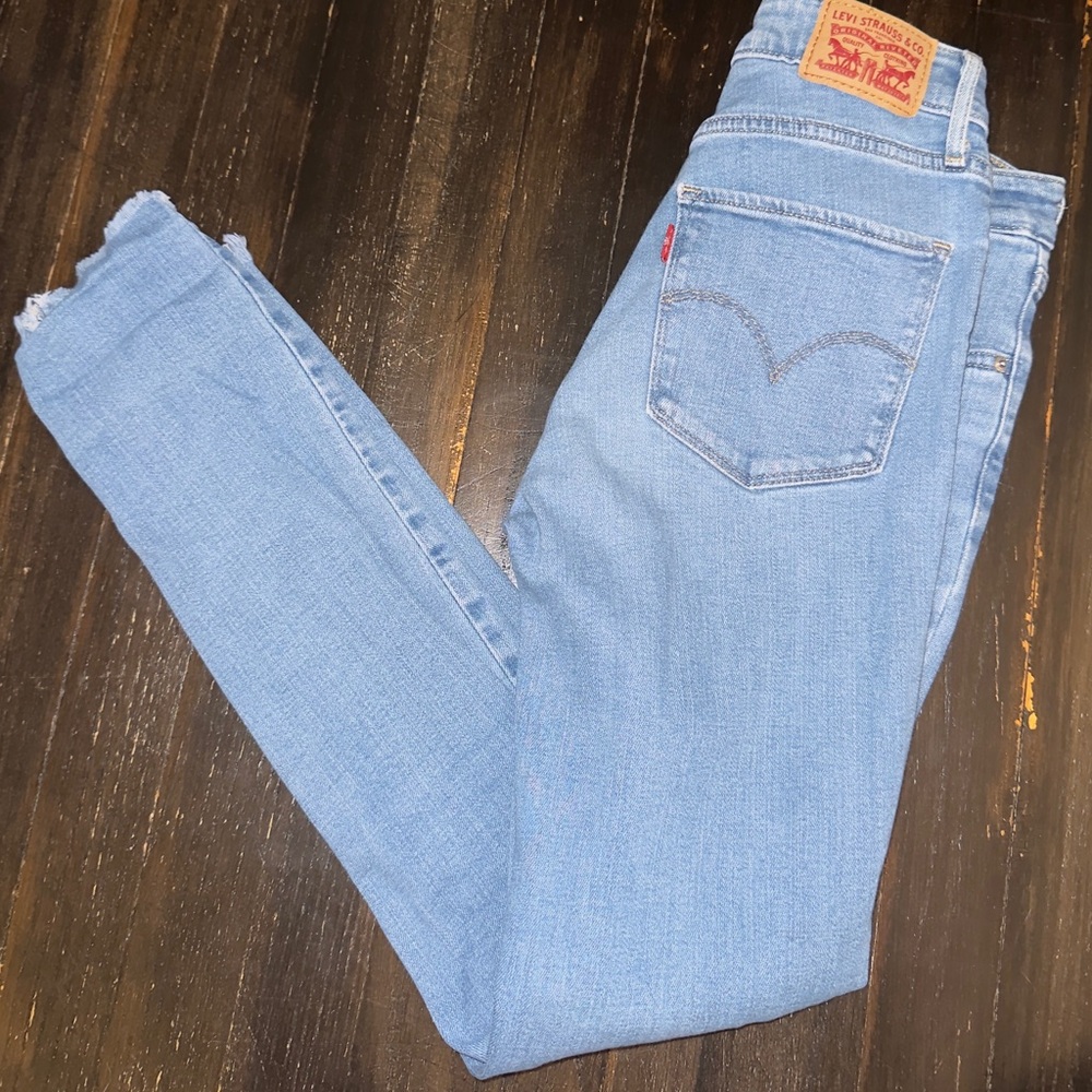 Levi's Women's high rise skinny Jeans